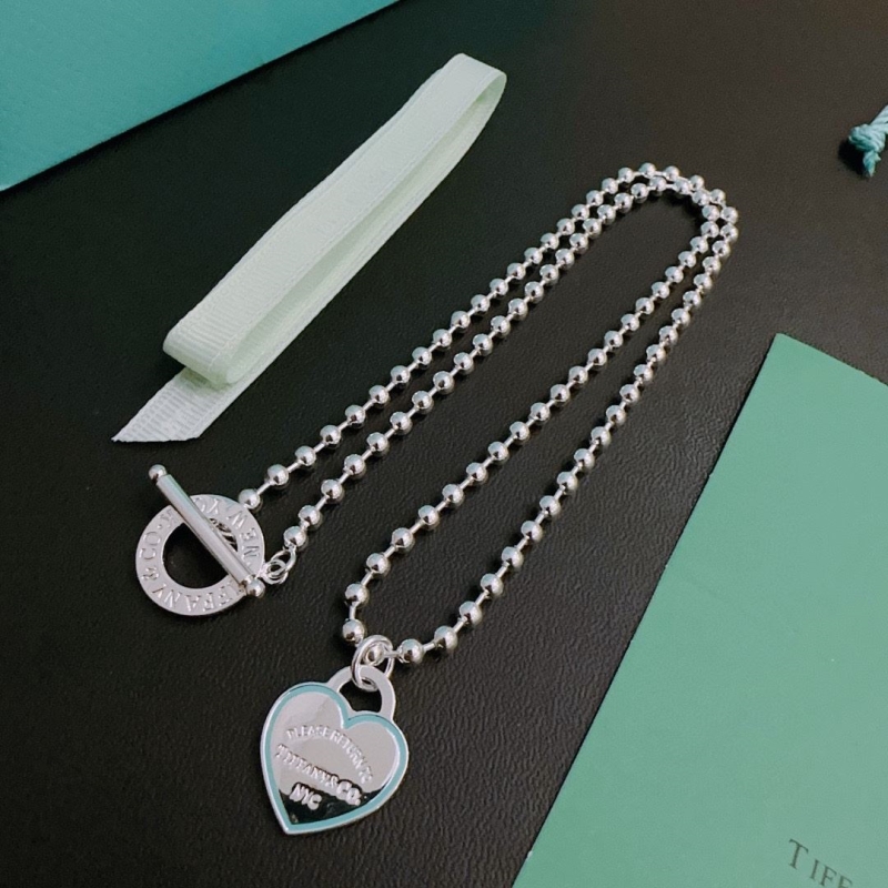 T*f*ny necklaces